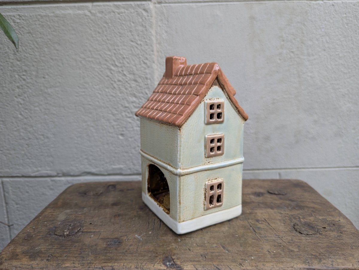 Casa porta candela Beige - | Idee regalo, artigianato, arredamento, design, tessuti e tombolo | Milleidee di Alessandro Magrini, Anghiari, Toscana