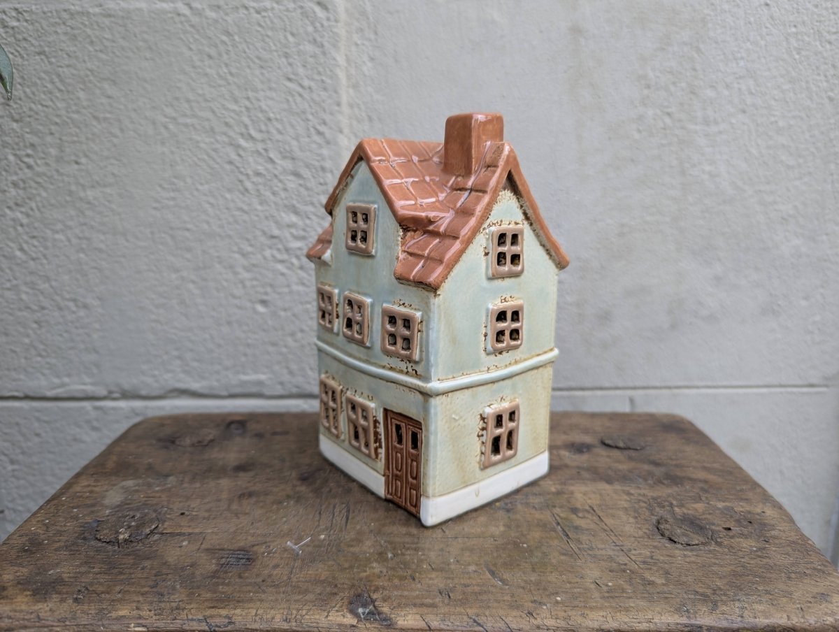 Casa porta candela Beige - | Idee regalo, artigianato, arredamento, design, tessuti e tombolo | Milleidee di Alessandro Magrini, Anghiari, Toscana