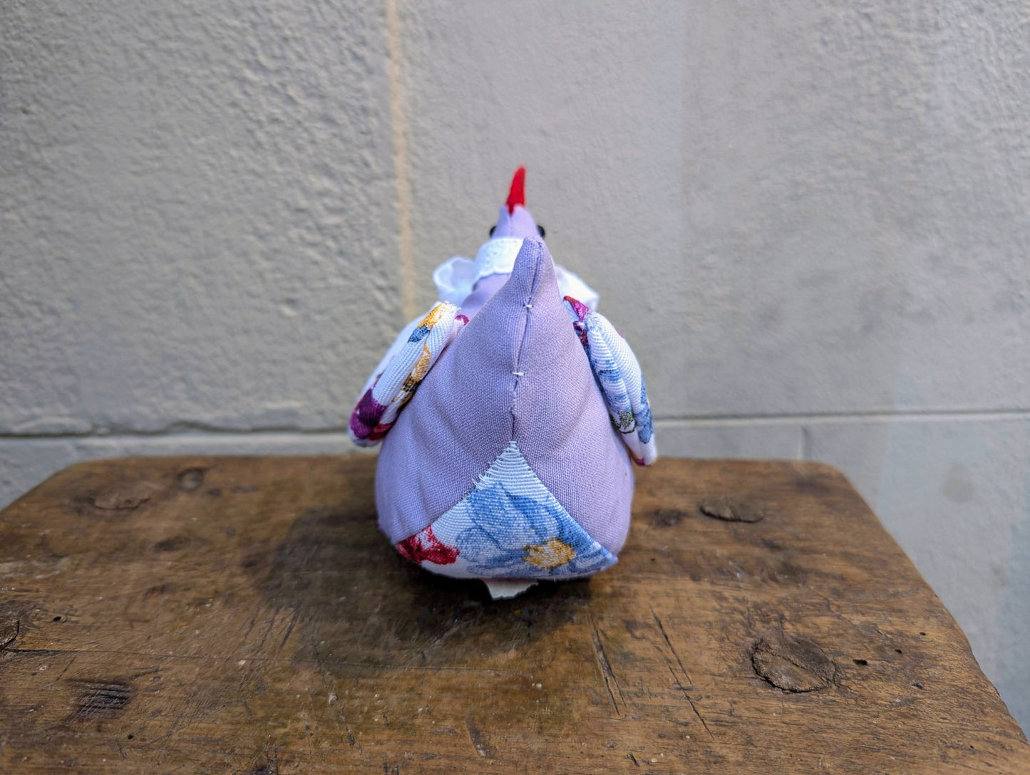 Gallina in stoffa - | Idee regalo, artigianato, arredamento, design, tessuti e tombolo | Milleidee di Alessandro Magrini, Anghiari, Toscana