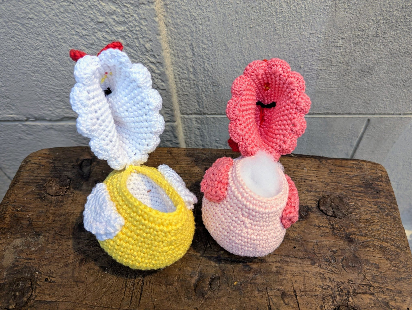 Gallina porta ovetto - | Idee regalo, artigianato, arredamento, design, tessuti e tombolo | Milleidee di Alessandro Magrini, Anghiari, Toscana