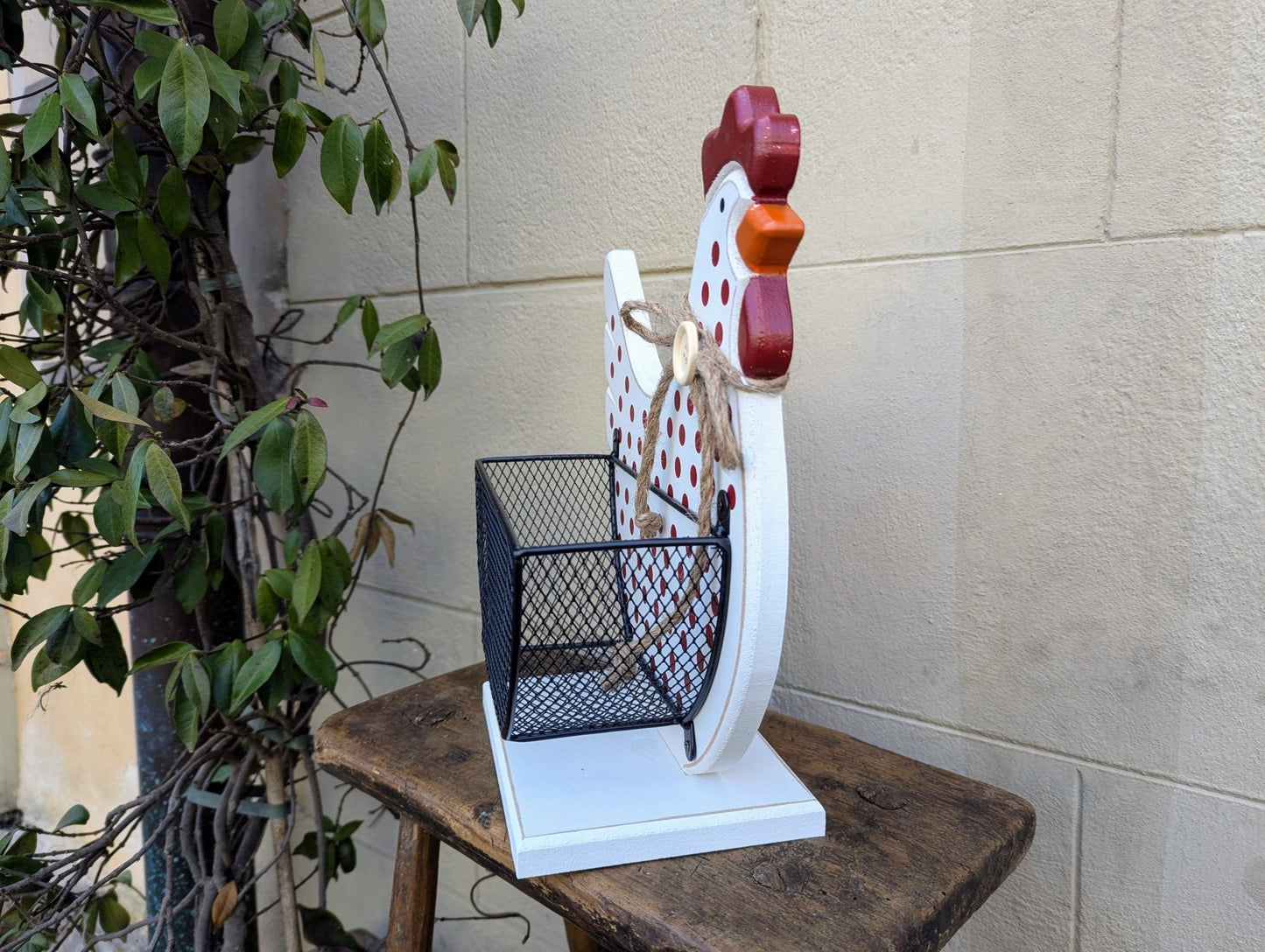 Gallina porta uova - | Idee regalo, artigianato, arredamento, design, tessuti e tombolo | Milleidee di Alessandro Magrini, Anghiari, Toscana