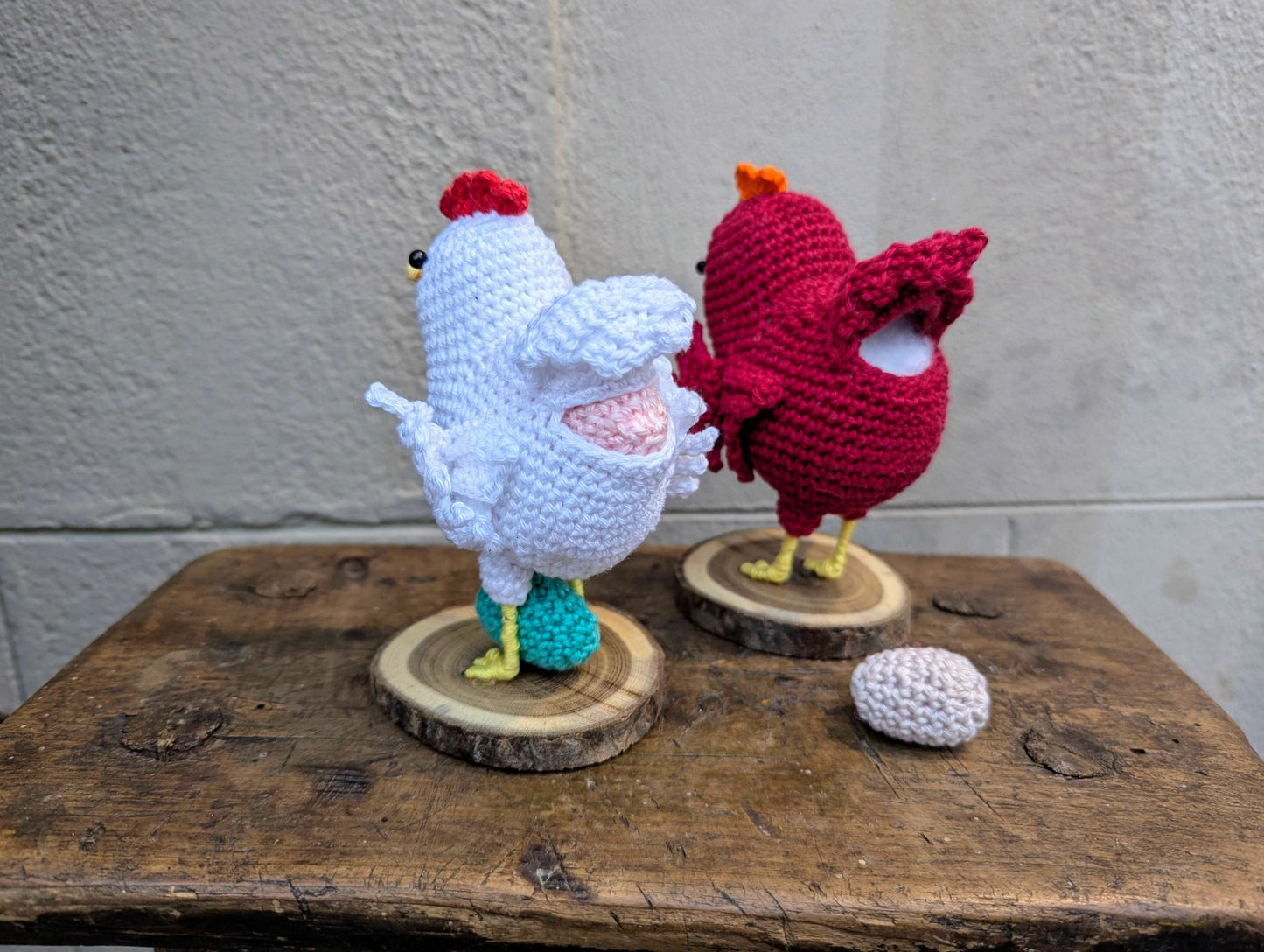 Gallina su legno - | Idee regalo, artigianato, arredamento, design, tessuti e tombolo | Milleidee di Alessandro Magrini, Anghiari, Toscana