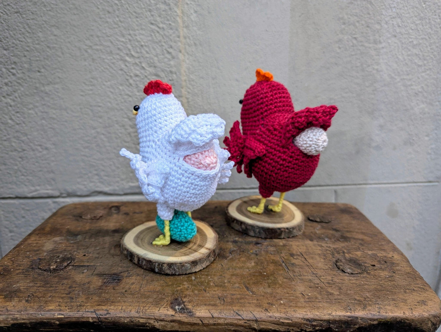 Gallina su legno - | Idee regalo, artigianato, arredamento, design, tessuti e tombolo | Milleidee di Alessandro Magrini, Anghiari, Toscana