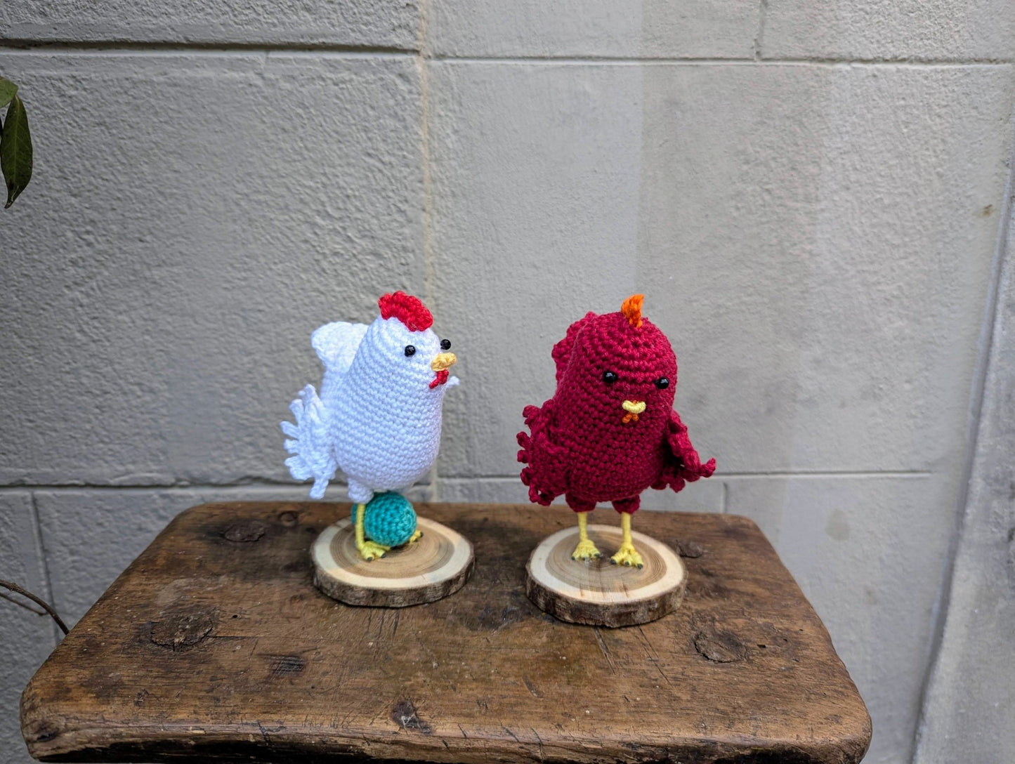 Gallina su legno - | Idee regalo, artigianato, arredamento, design, tessuti e tombolo | Milleidee di Alessandro Magrini, Anghiari, Toscana