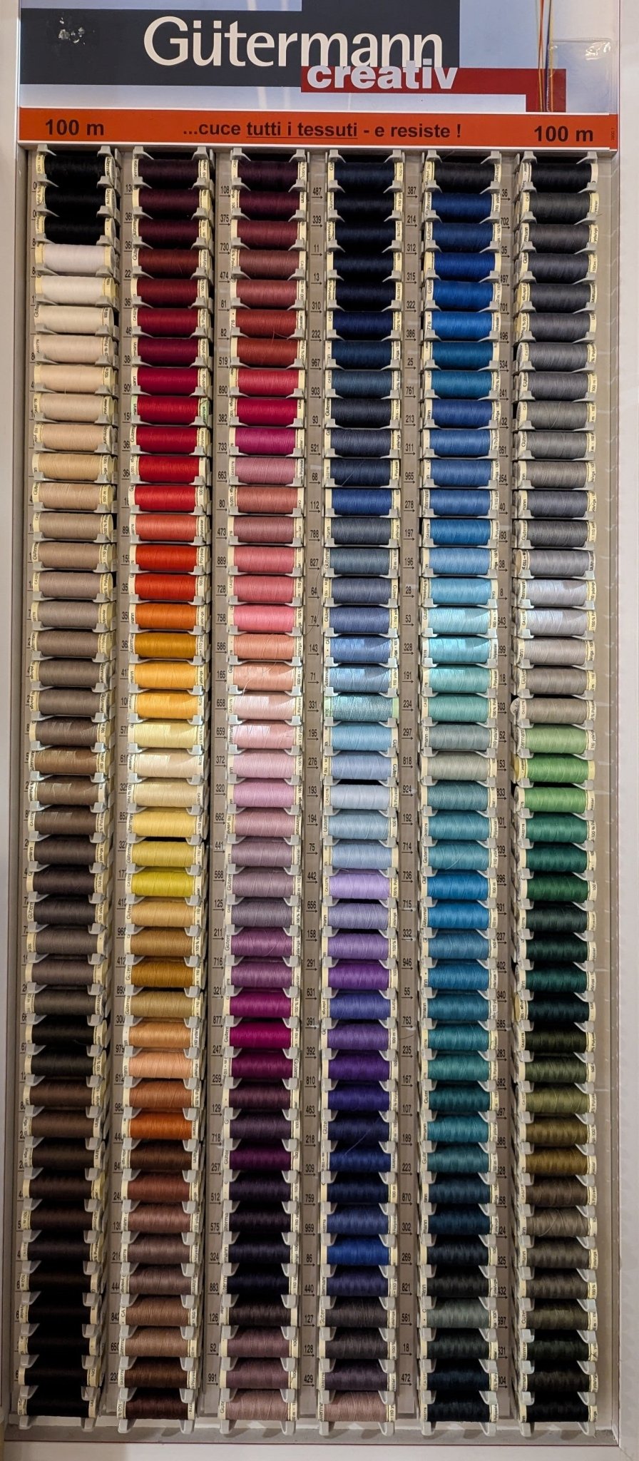 Gutermann 100 mt - | Idee regalo, artigianato, arredamento, design, tessuti e tombolo | Milleidee di Alessandro Magrini, Anghiari, Toscana
