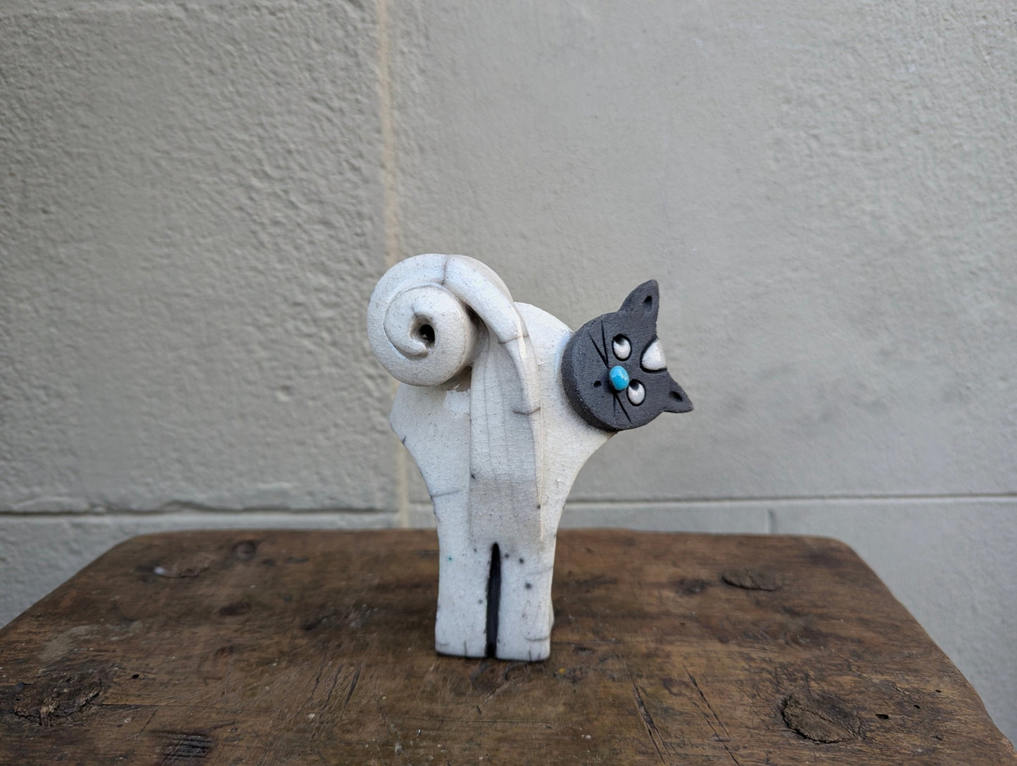 Raku - Gatto Bianco - | Idee regalo, artigianato, arredamento, design, tessuti e tombolo | Milleidee di Alessandro Magrini, Anghiari, Toscana