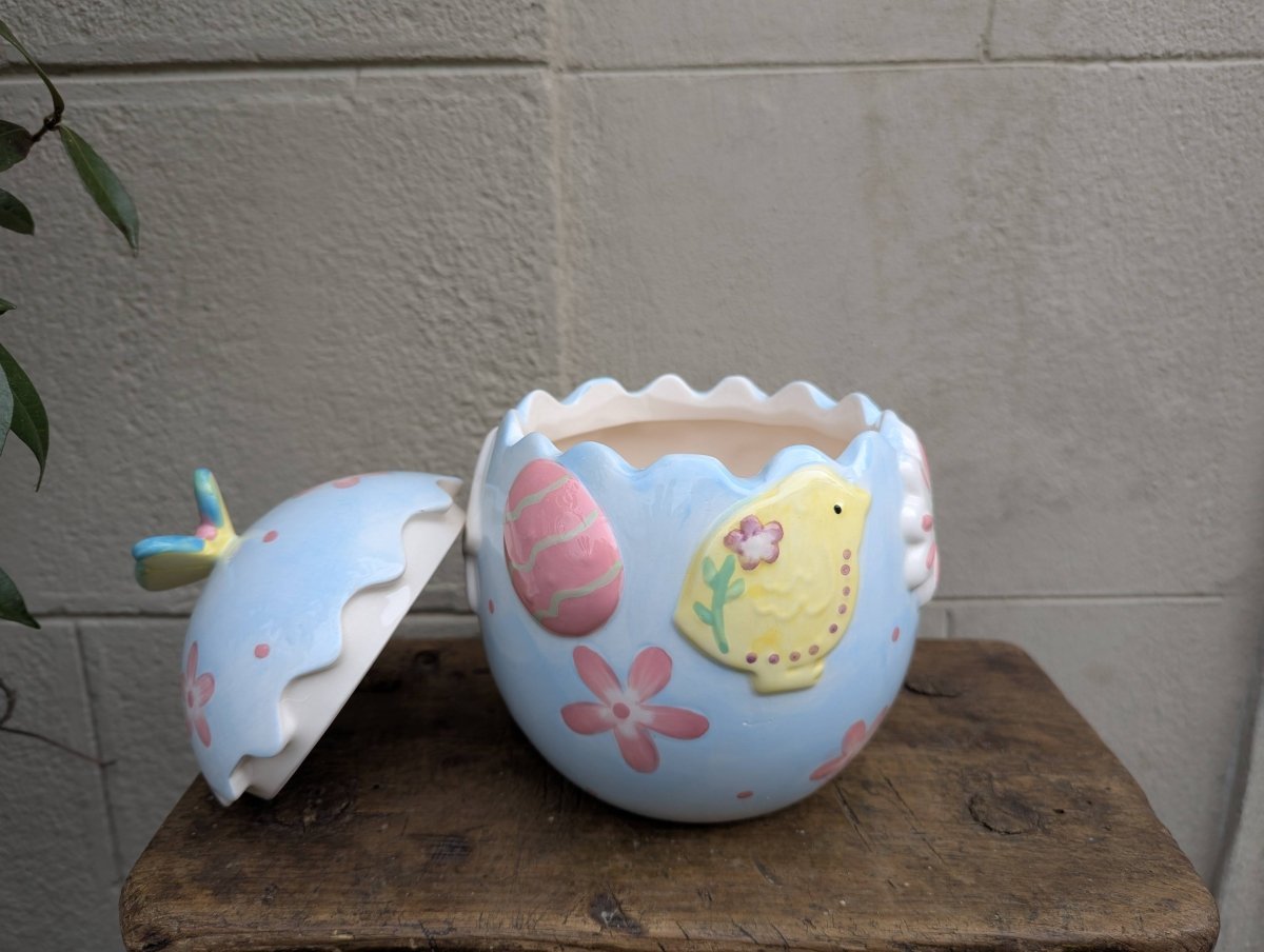 Uovo Ceramica - | Idee regalo, artigianato, arredamento, design, tessuti e tombolo | Milleidee di Alessandro Magrini, Anghiari, Toscana