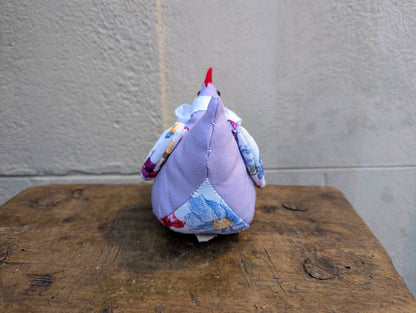 Gallina in stoffa - | Idee regalo, artigianato, arredamento, design, tessuti e tombolo | Milleidee di Alessandro Magrini, Anghiari, Toscana