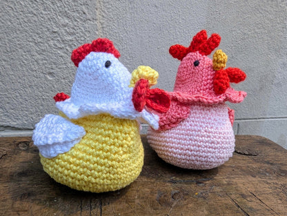 Gallina porta ovetto - | Idee regalo, artigianato, arredamento, design, tessuti e tombolo | Milleidee di Alessandro Magrini, Anghiari, Toscana
