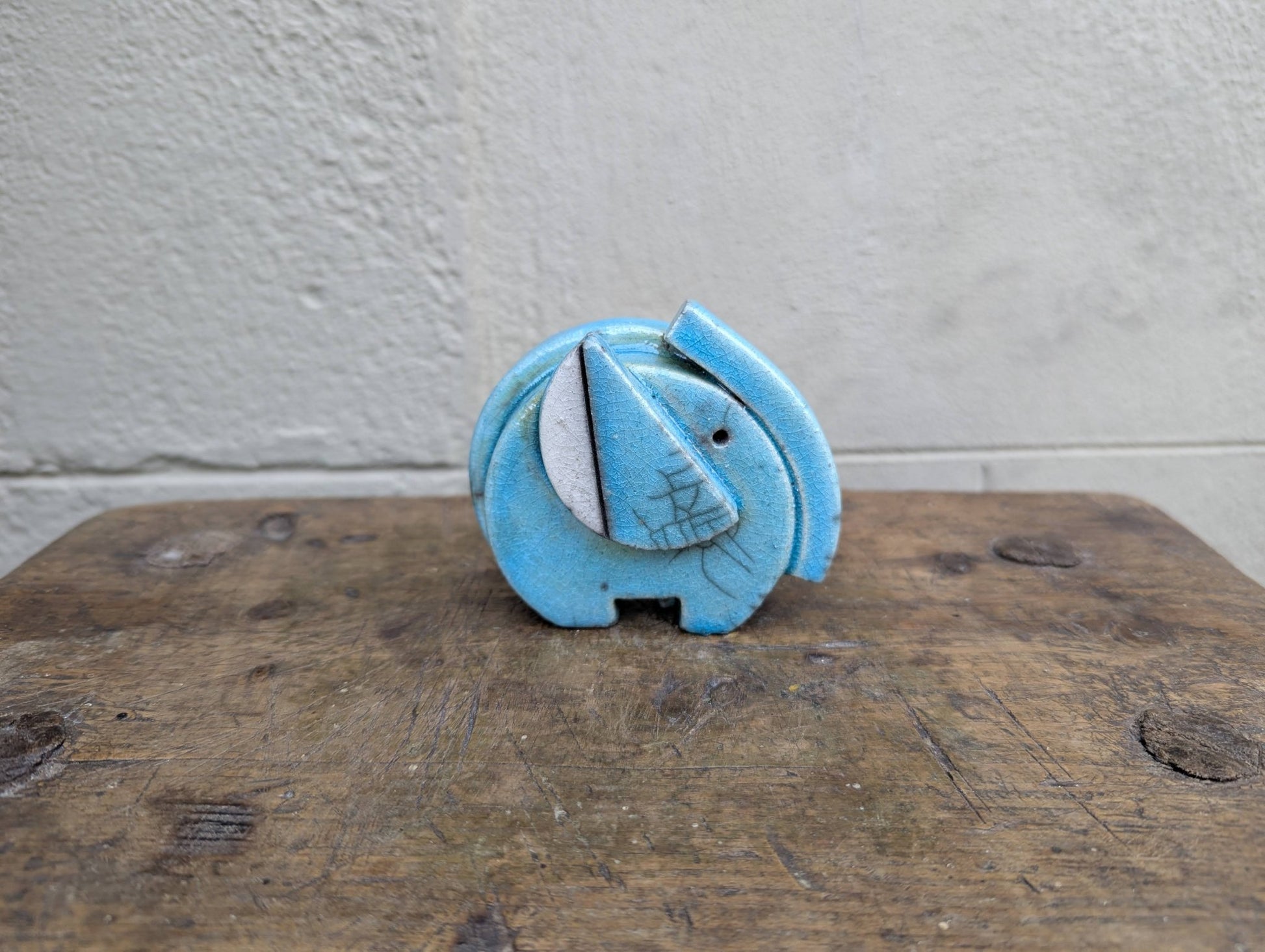 Raku - Elefante Azzurro - | Idee regalo, artigianato, arredamento, design, tessuti e tombolo | Milleidee di Alessandro Magrini, Anghiari, Toscana