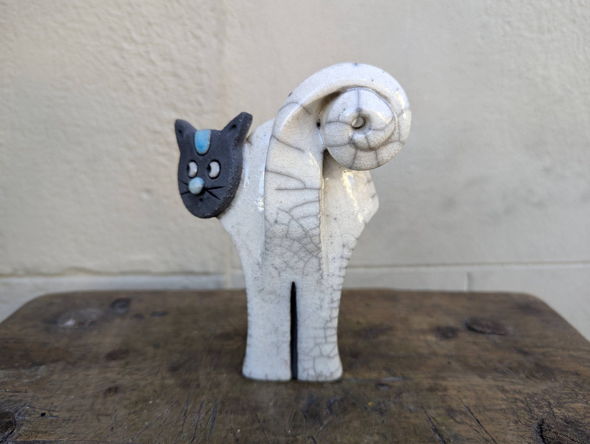 Raku - Gatto Bianco - | Idee regalo, artigianato, arredamento, design, tessuti e tombolo | Milleidee di Alessandro Magrini, Anghiari, Toscana
