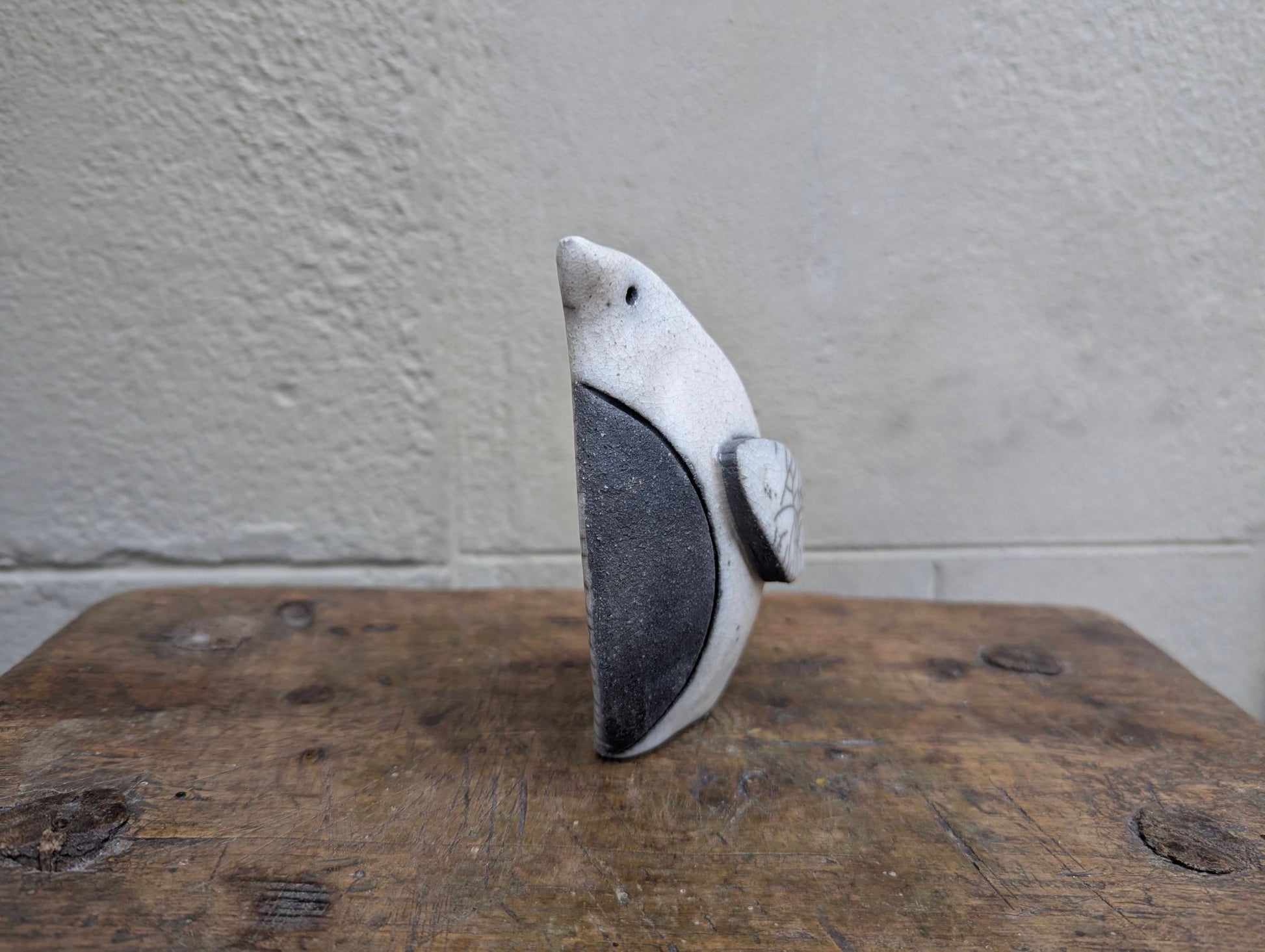 Raku - Pinguino - | Idee regalo, artigianato, arredamento, design, tessuti e tombolo | Milleidee di Alessandro Magrini, Anghiari, Toscana