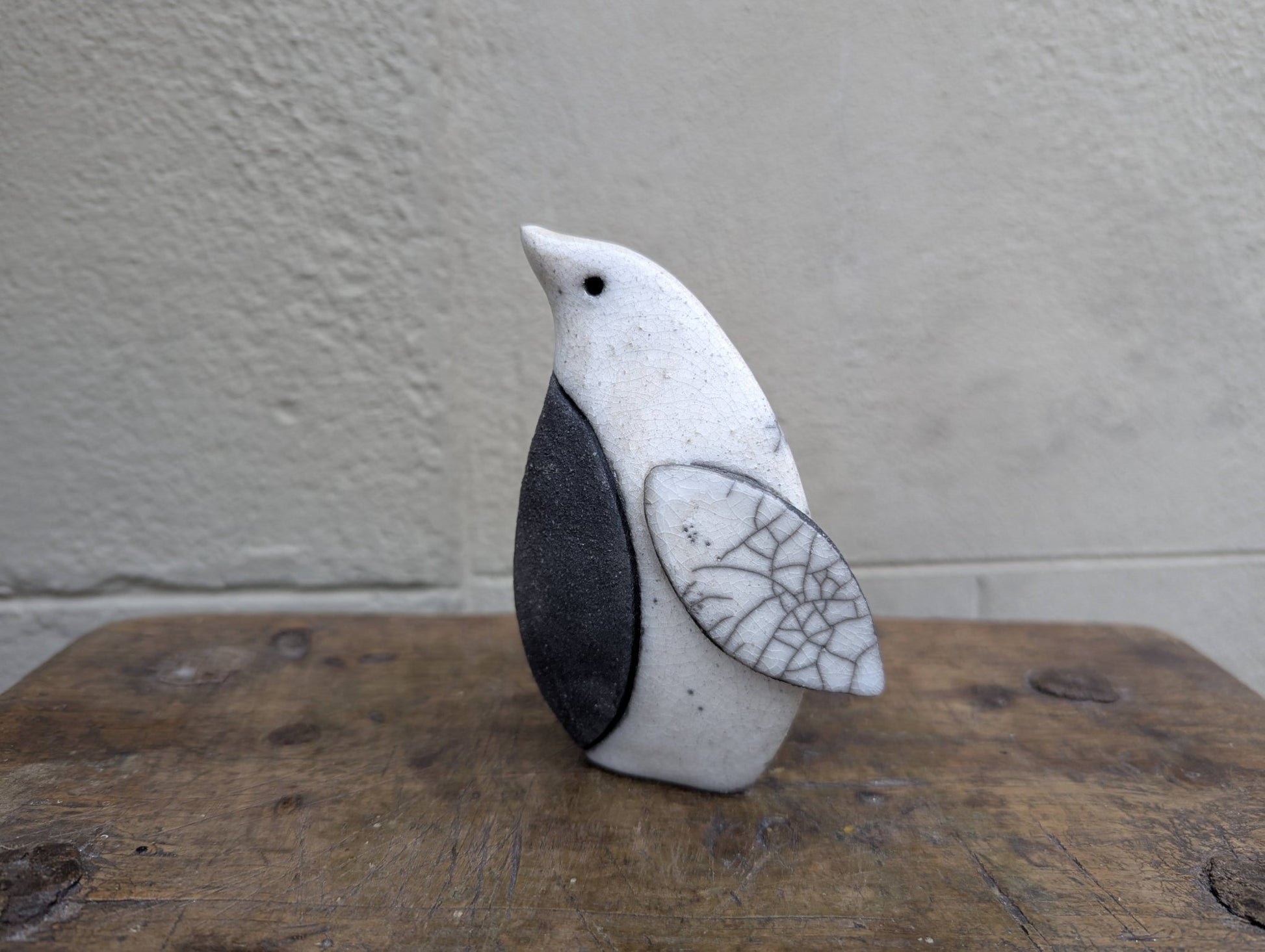 Raku - Pinguino - | Idee regalo, artigianato, arredamento, design, tessuti e tombolo | Milleidee di Alessandro Magrini, Anghiari, Toscana