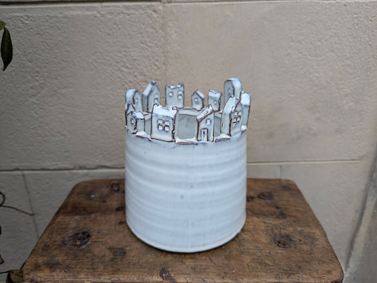 Vaso Castello - | Idee regalo, artigianato, arredamento, design, tessuti e tombolo | Milleidee di Alessandro Magrini, Anghiari, Toscana