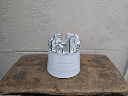 Vaso Castello piccolo - | Idee regalo, artigianato, arredamento, design, tessuti e tombolo | Milleidee di Alessandro Magrini, Anghiari, Toscana